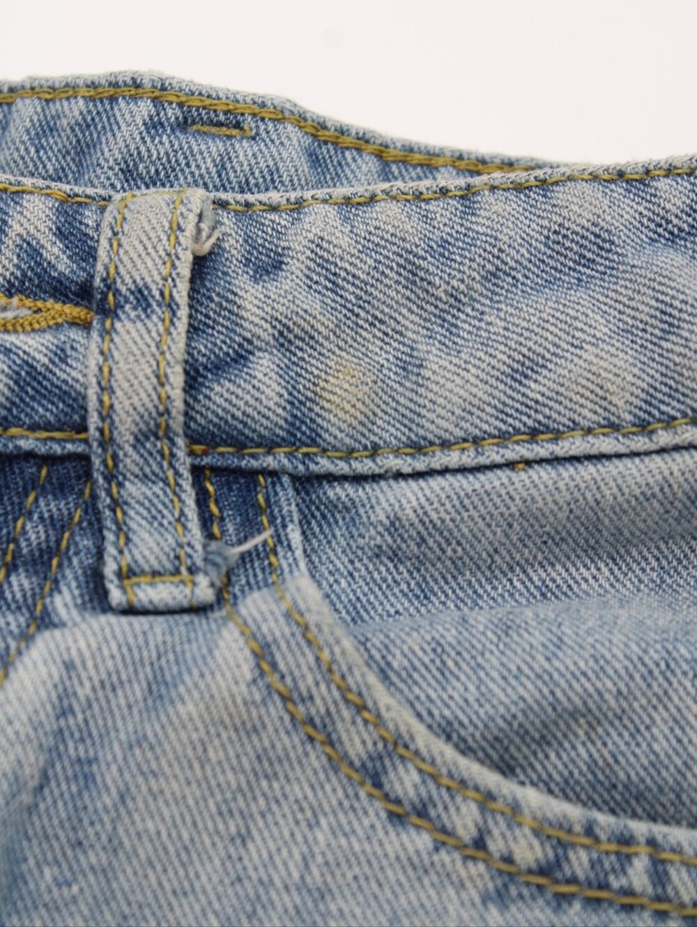 SHEIN Light Wash Distressed Jean Shorts - Size XS - Picture 6 of 6